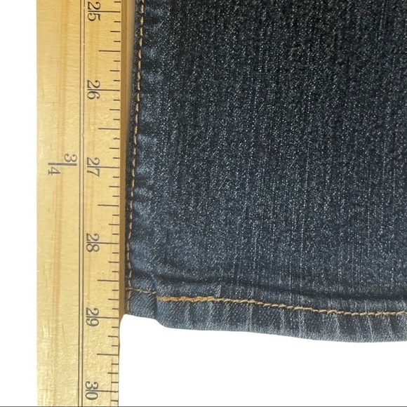 Levi’s Signature Size 31x 32” Modern Straight Mid Rise Blue Denim Jeans - Picture 11 of 11